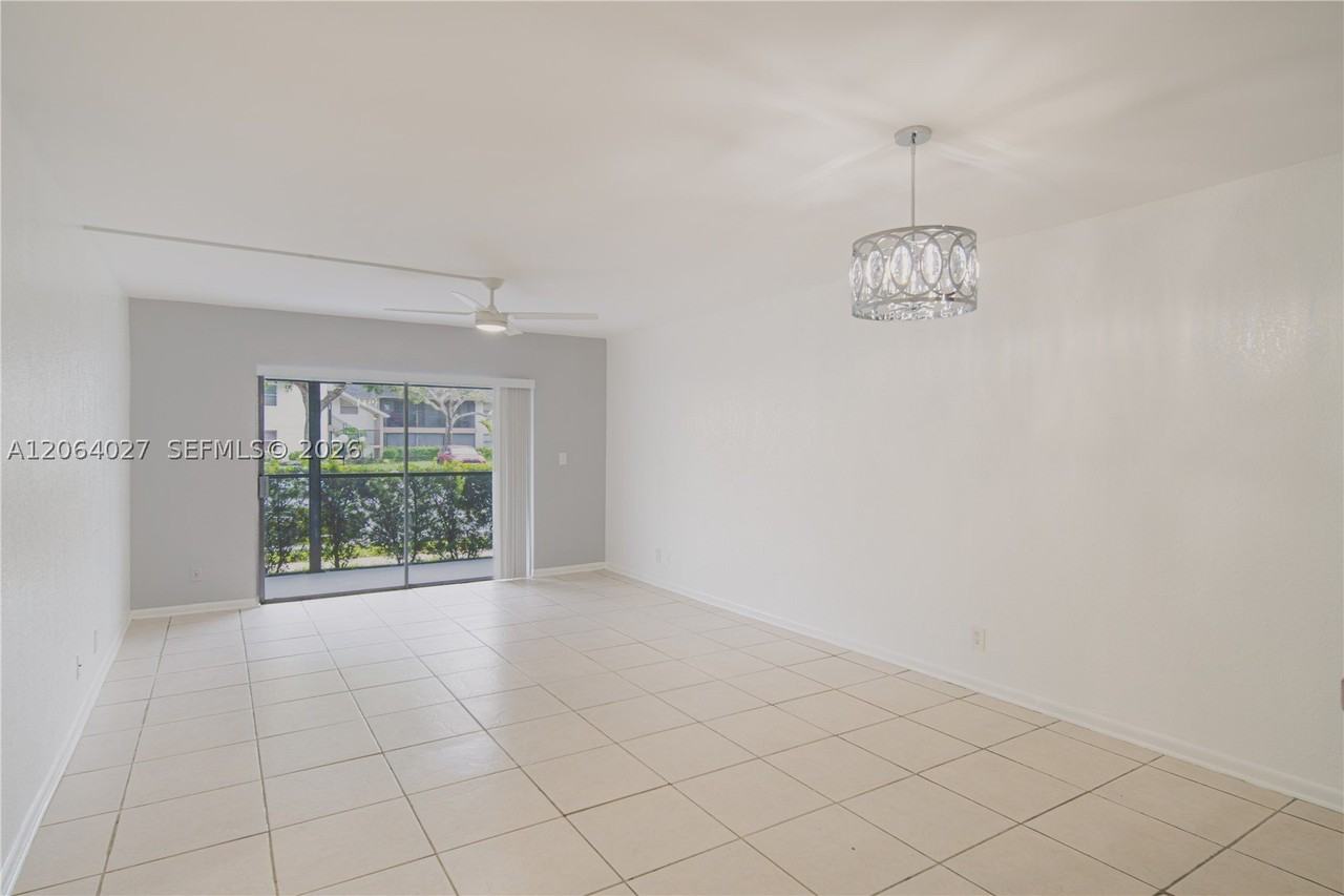 2830 Riverside Dr #107-3