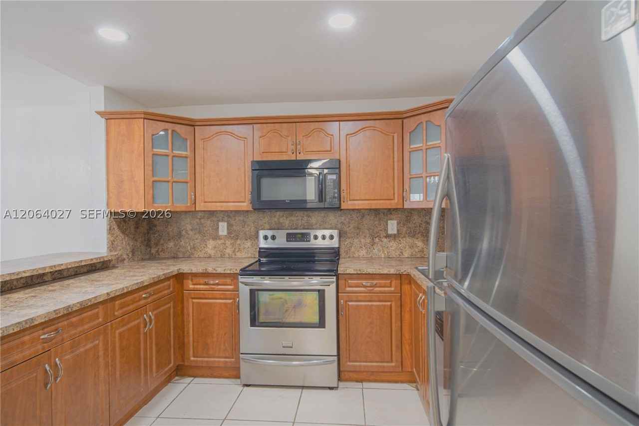 2830 Riverside Dr #107-3 - Photo 3 of 15