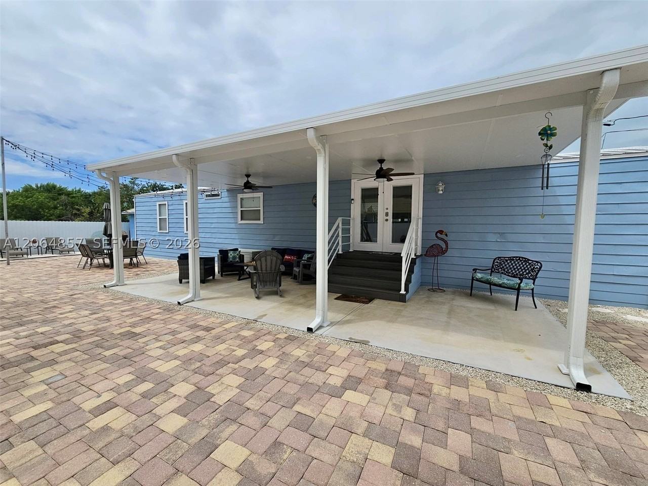 200 Buttonwood Ave - Photo 3 of 34