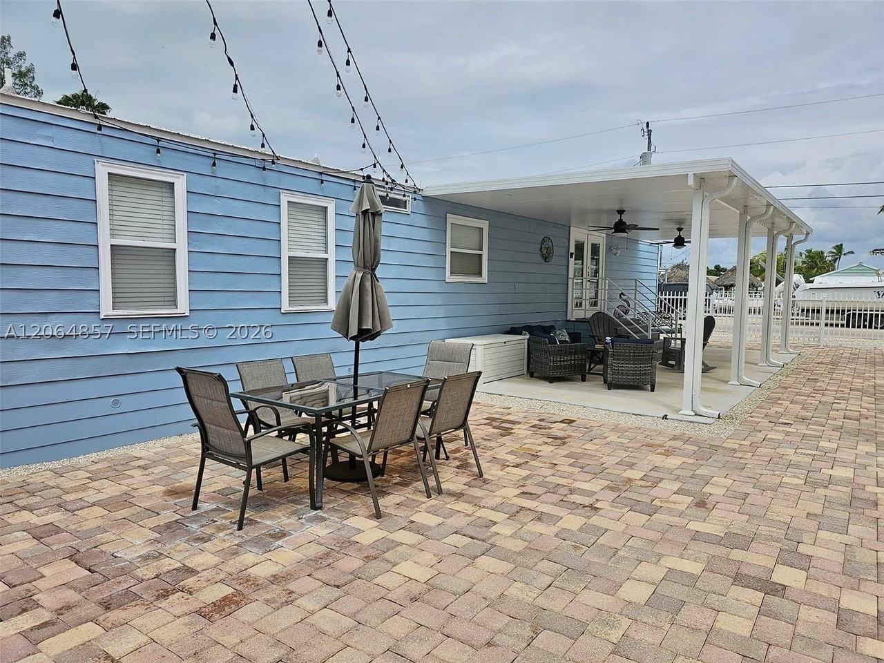 200 Buttonwood Ave - Photo 5 of 34