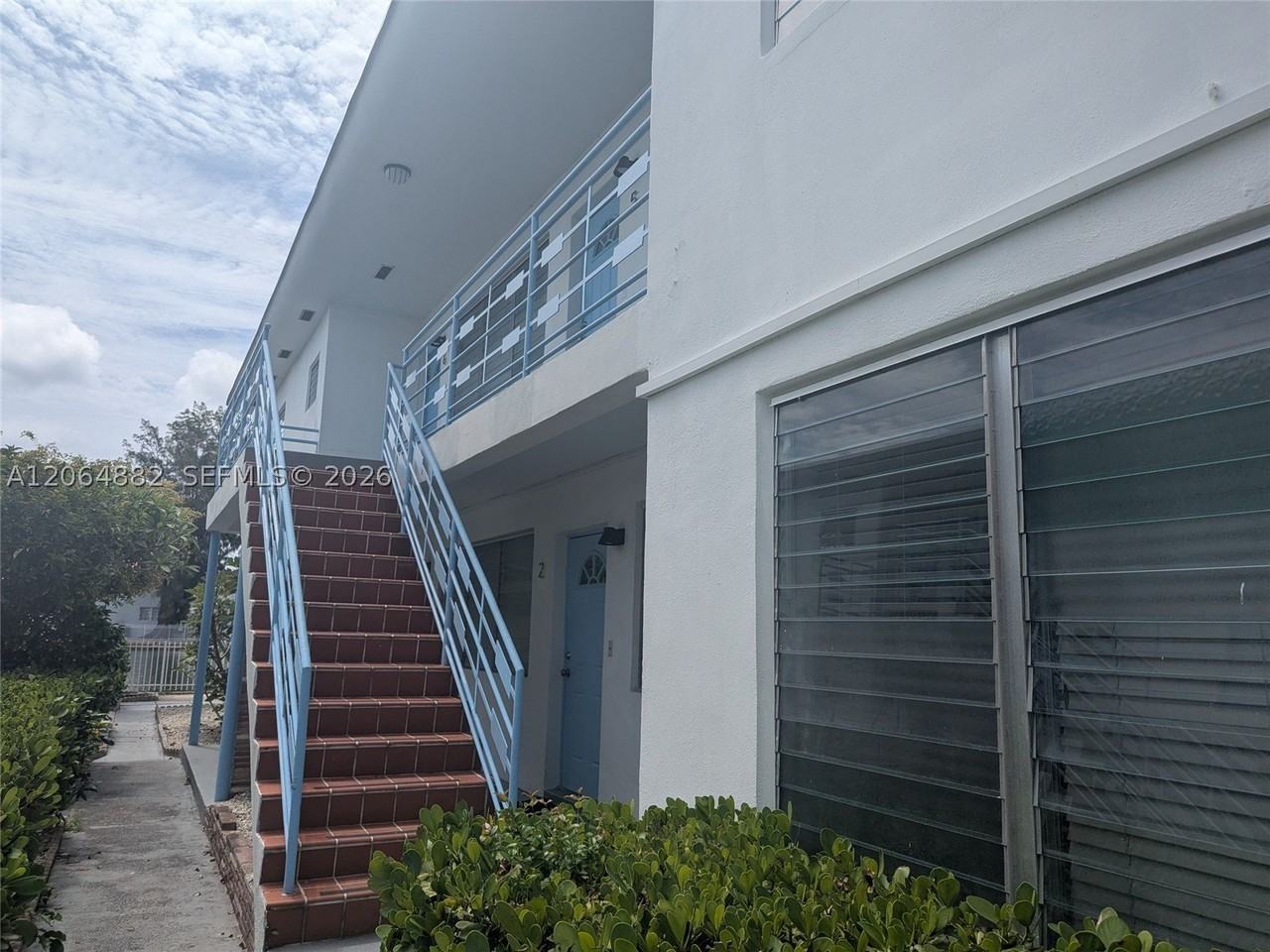 7805 Crespi Blvd #4 - Photo 2 of 17