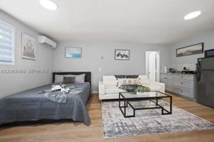 featured image of 213 Columbus Pkwy #2