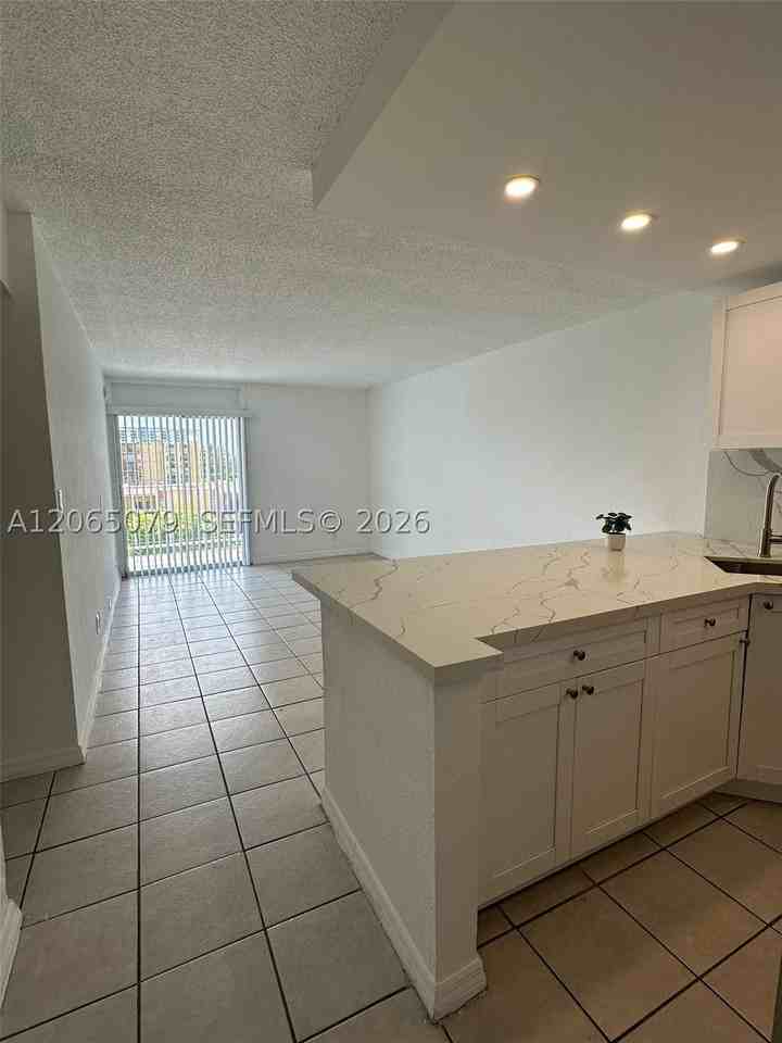 801 Nw 47th Ave #608W - Photo 6 of 21