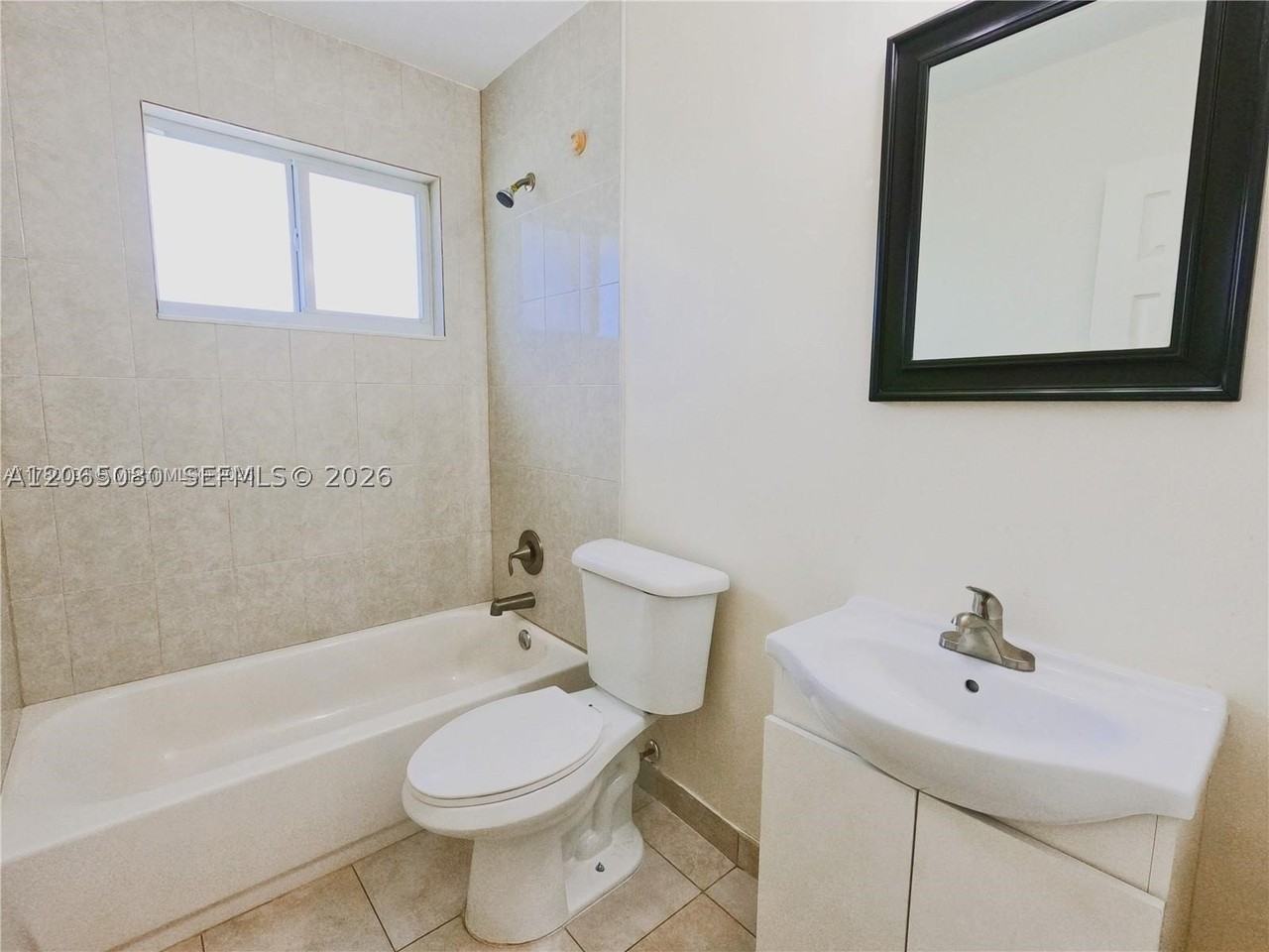 4906 Serafica Dr #7 - Photo 7 of 10