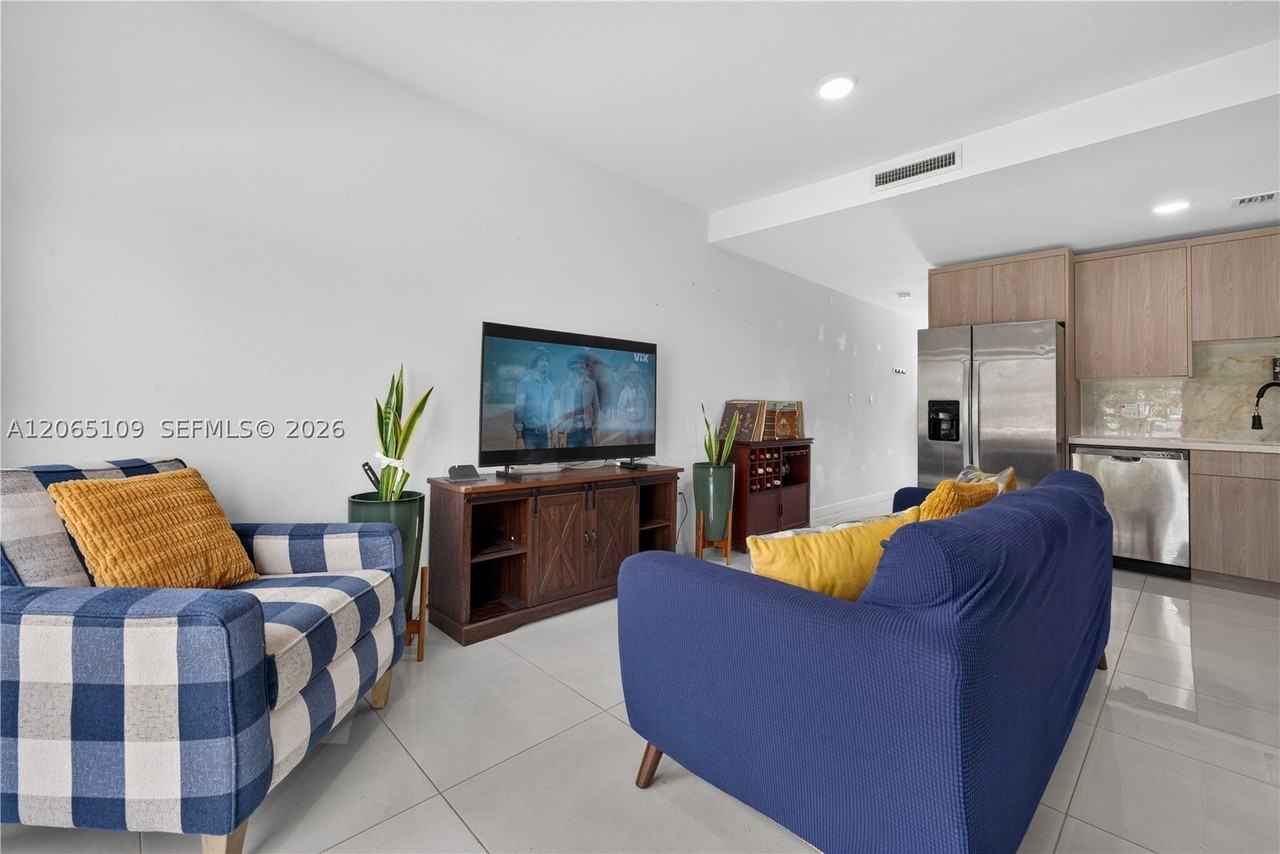 26175 Sw 145th Ct - Photo 3 of 27