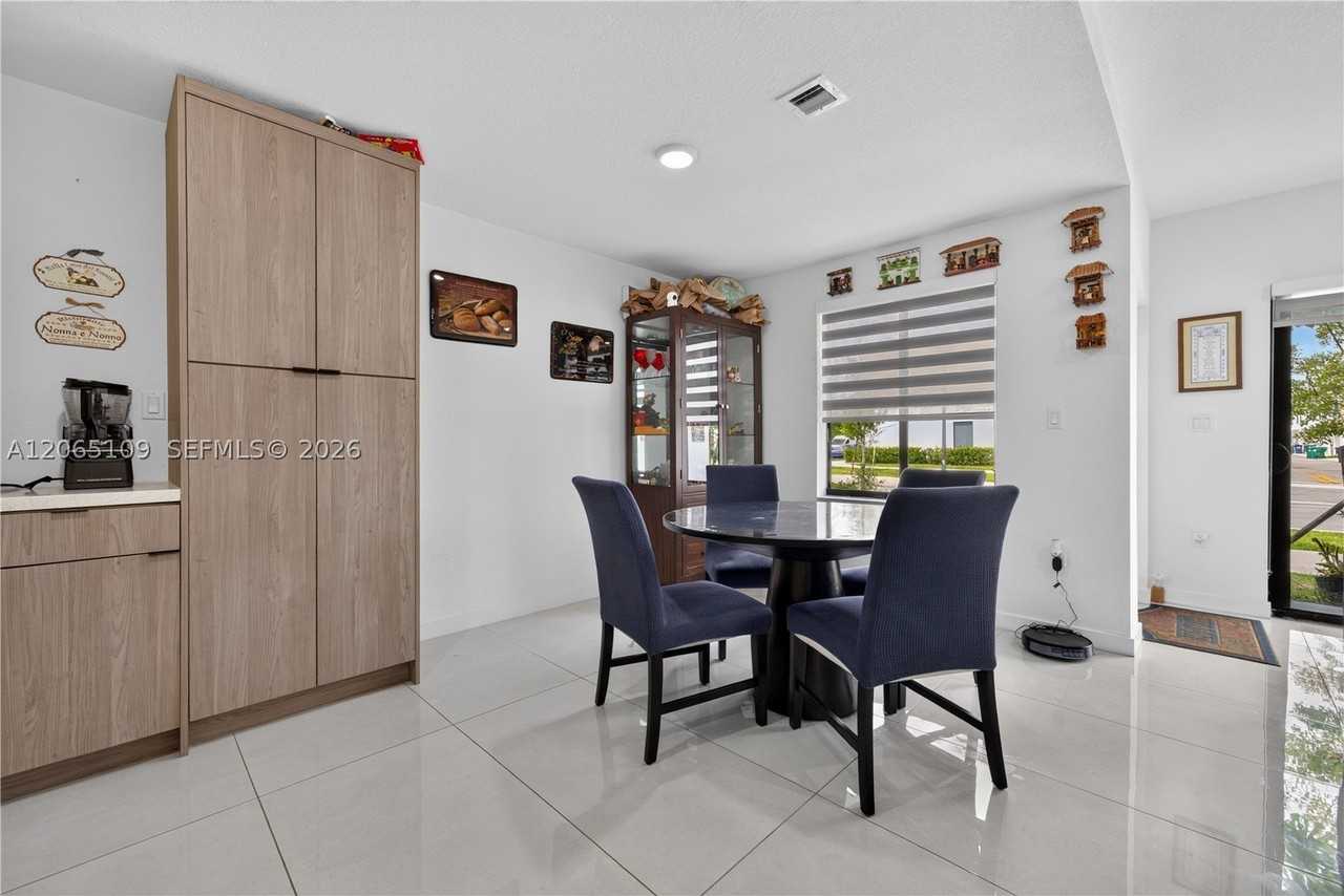 26175 Sw 145th Ct - Photo 5 of 27