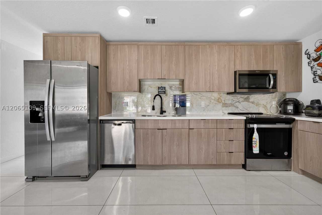 26175 Sw 145th Ct - Photo 7 of 27