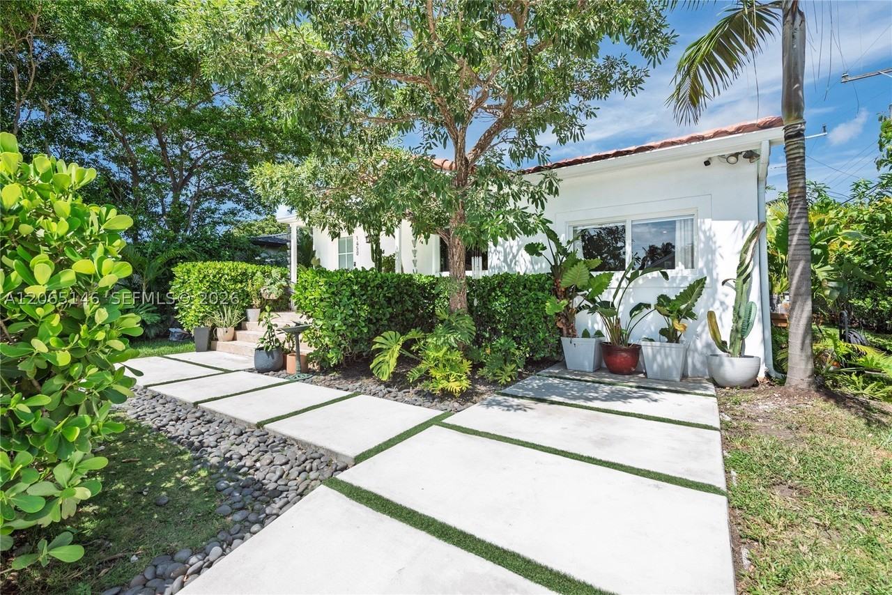 1450 Sw 20th Ave #1450 - Photo 3 of 35