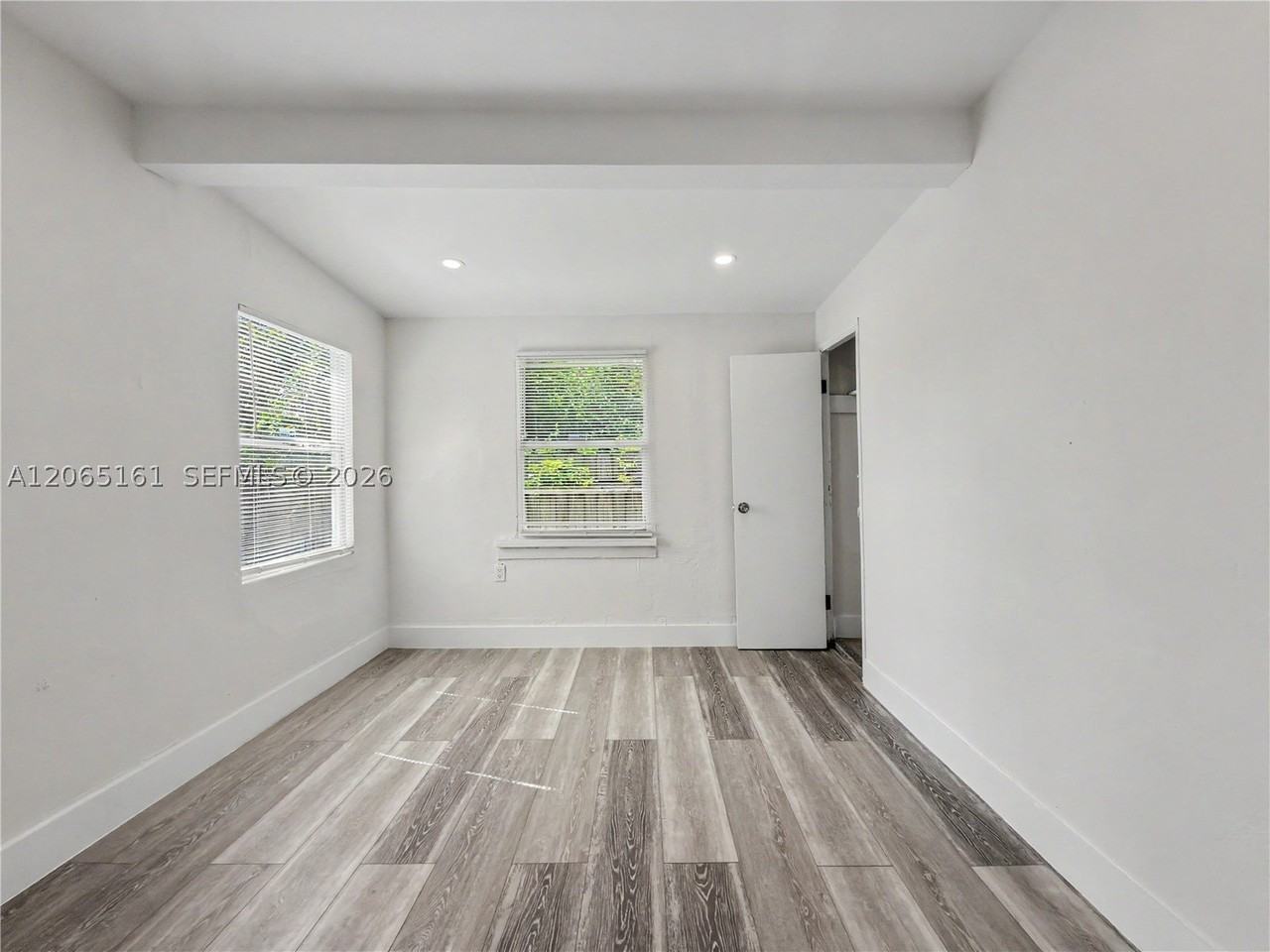 228 Nw 39th St #0 - Photo 7 of 26