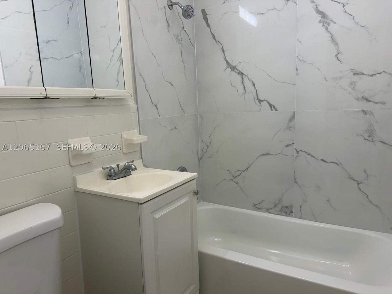 1845 Pembroke Rd #4-27 - Photo 5 of 6