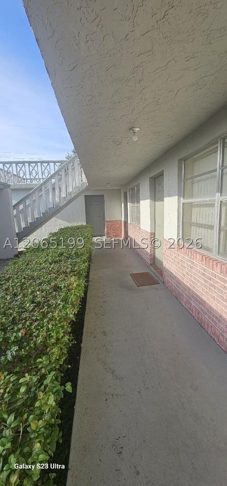 6012 Sw 33rd St #103 - Photo 2 of 9
