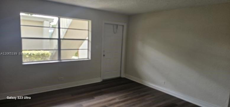 6012 Sw 33rd St #103 - Photo 5 of 9