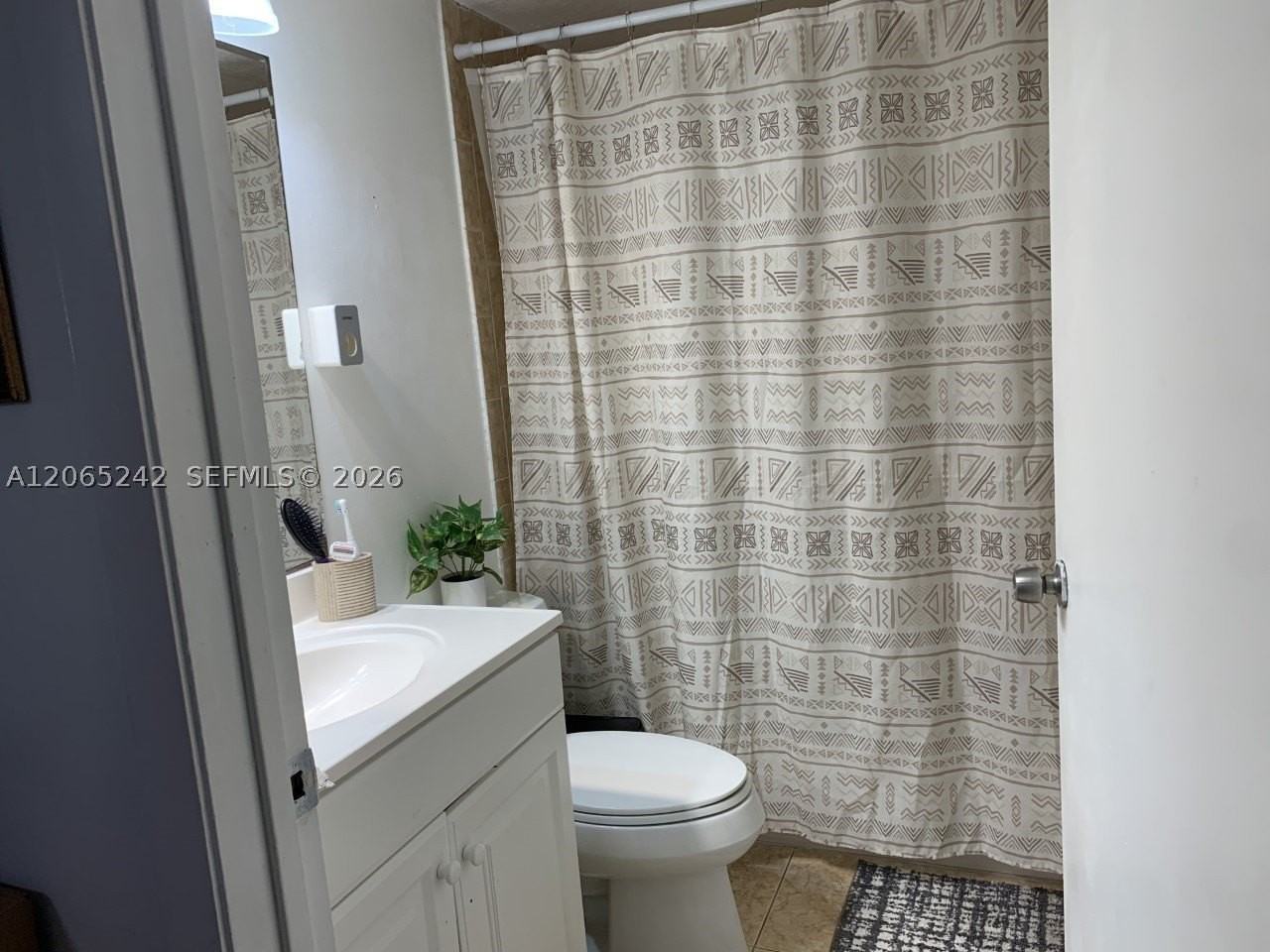 15324 Sunset Dr #12-14 - Photo 7 of 11