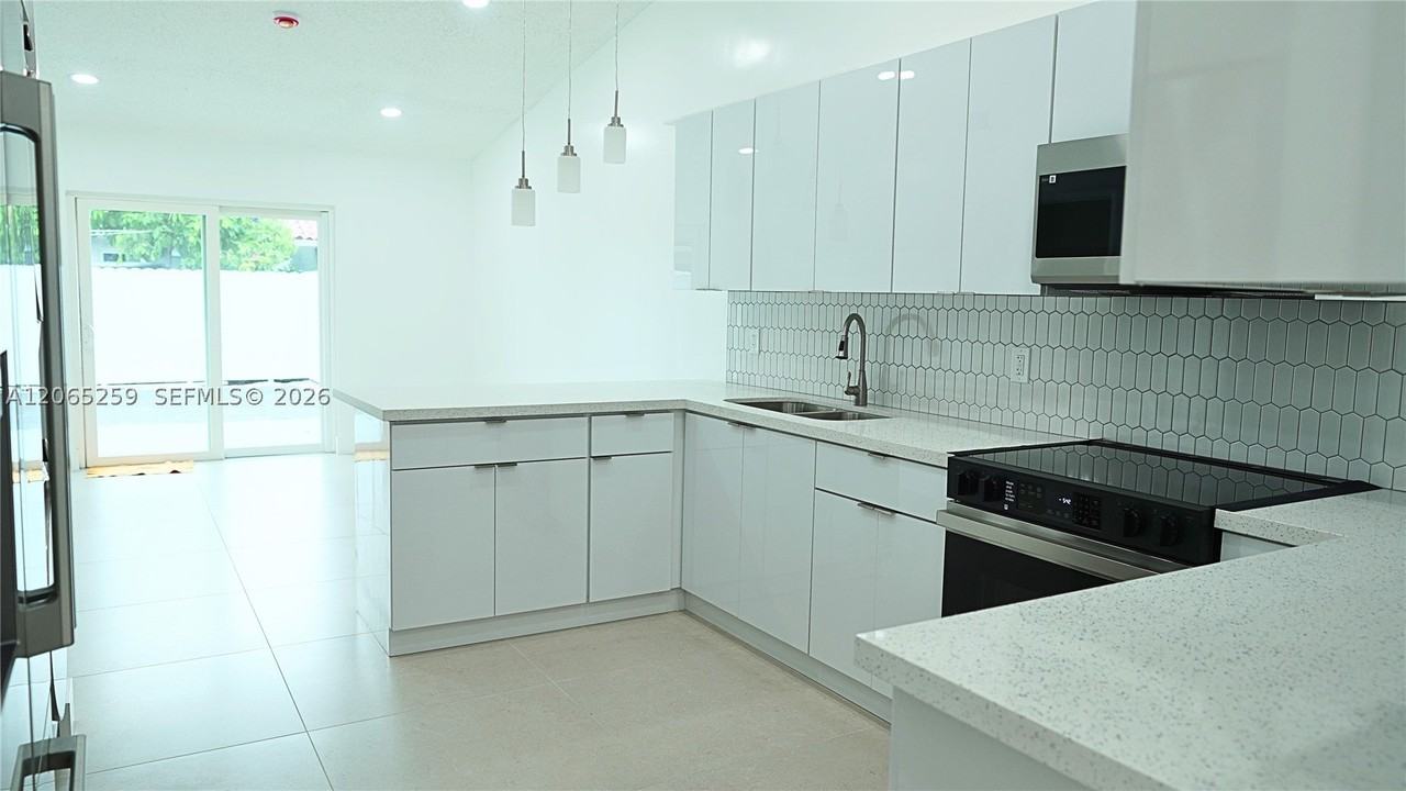 5661 W 21st Ave #5661 - Photo 6 of 28