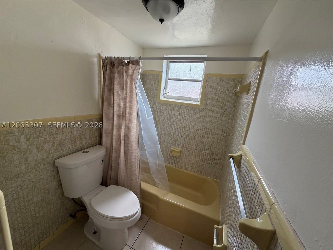 16150 Ne 19th Ct #2 - Photo 6 of 9