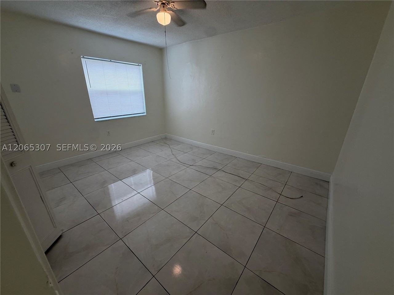 16150 Ne 19th Ct #2 - Photo 7 of 9