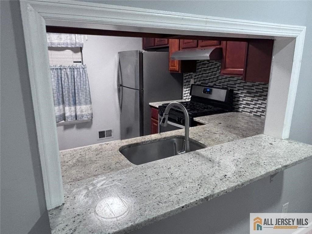 103 Woodbridge Commons Way #103 - Photo 6 of 12