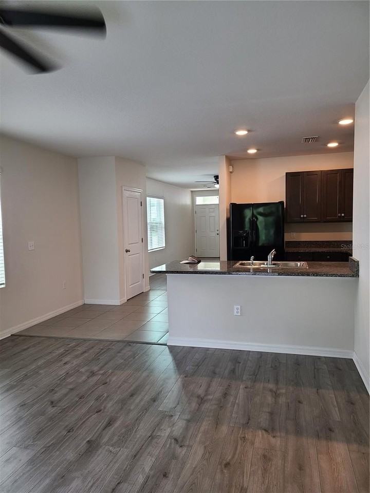 5327 San Palermo Dr - Photo 5 of 18
