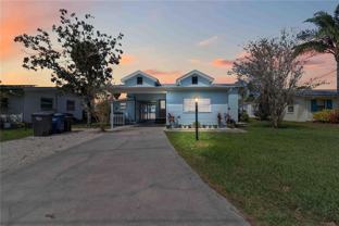 607 Manatee Ave - Photo 1 of 1