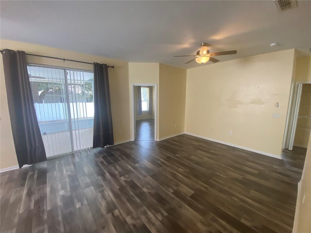 302 Bluff Pass Dr - Photo 6 of 33