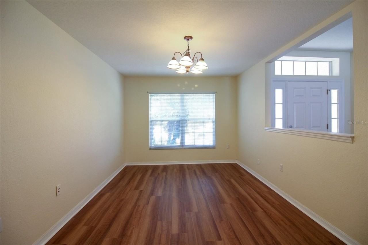 6719 Highlands Creek Blvd - Photo 5 of 32