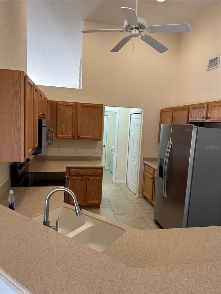 8171 Rocliff Ave - Photo 5 of 19