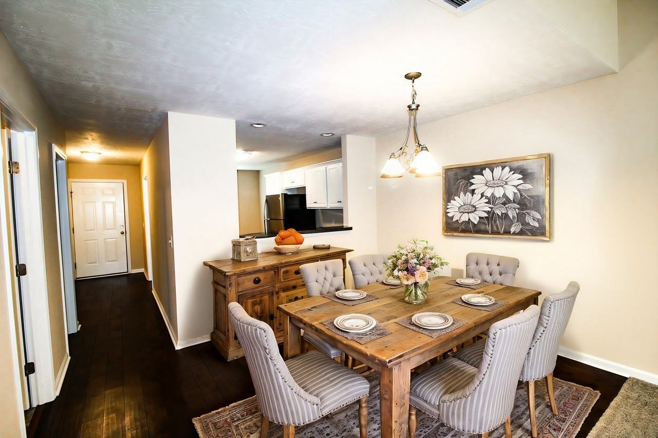 551 Deerchase Ct #1 - Photo 3 of 8