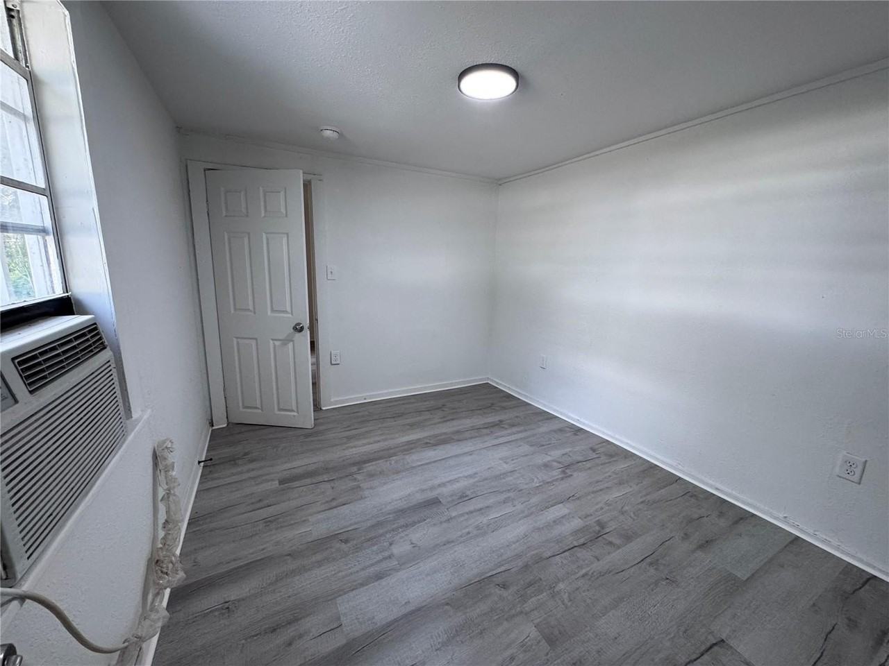 58 Mileham Dr - Photo 6 of 12