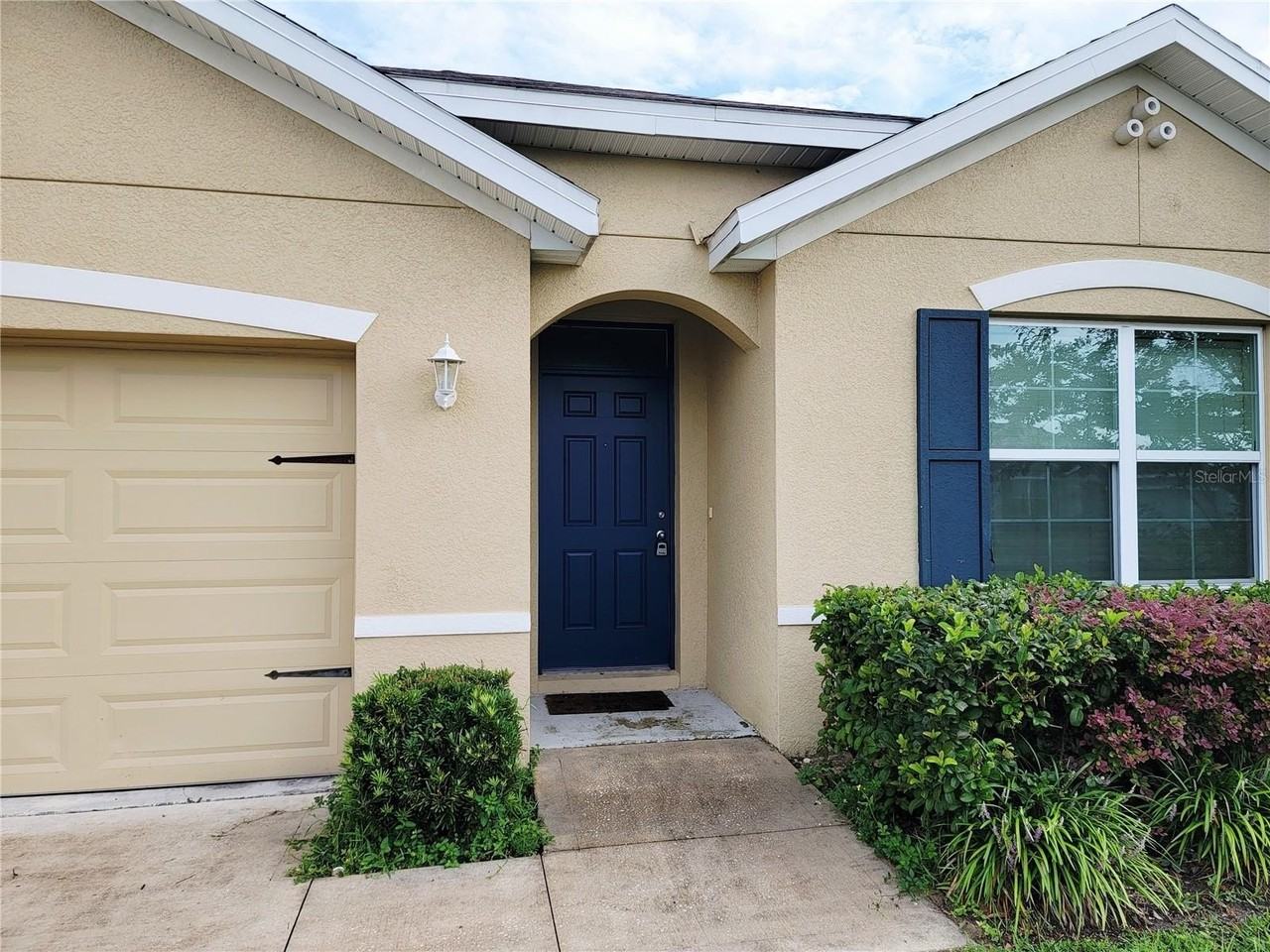 4986 Sw 97th Pl - Photo 2 of 18