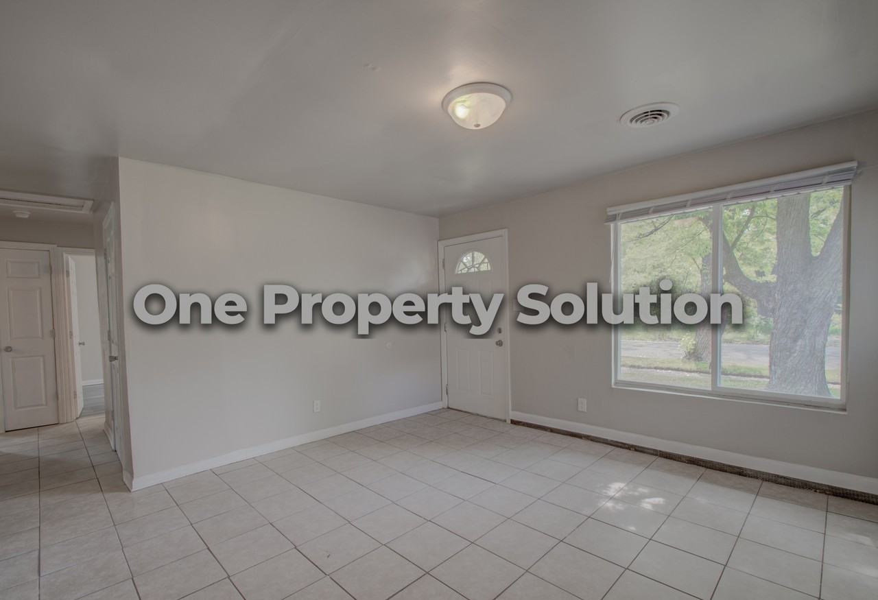 1151 Decatur St #1 - Photo 3 of 18