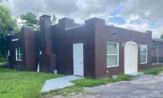 featured image of 1313 15th St E