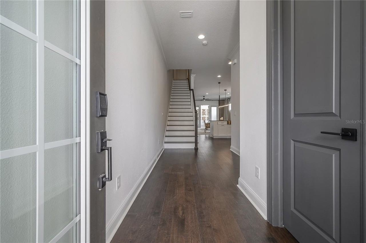 201 S Fremont Ave #1 - Photo 5 of 50