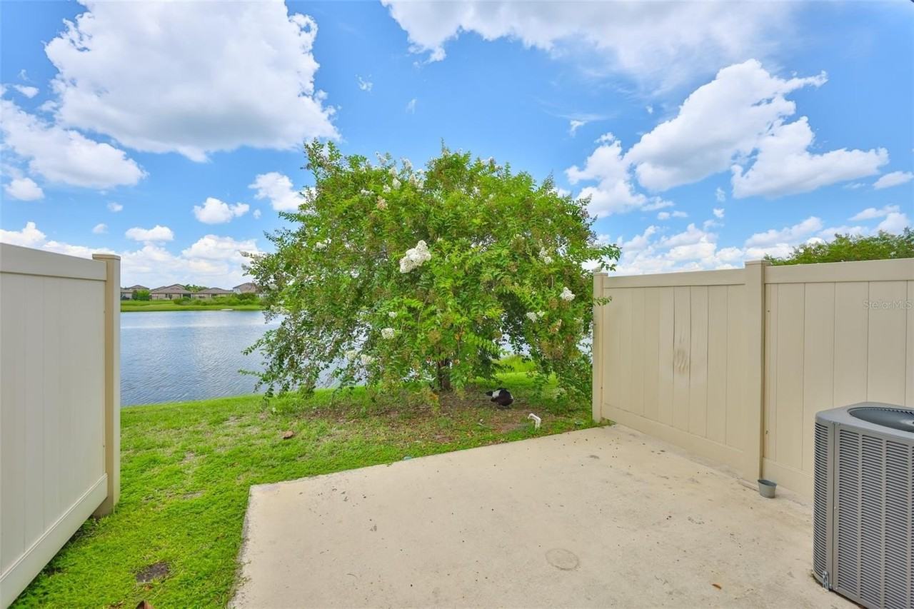 9160 Hillcroft Dr - Photo 4 of 38