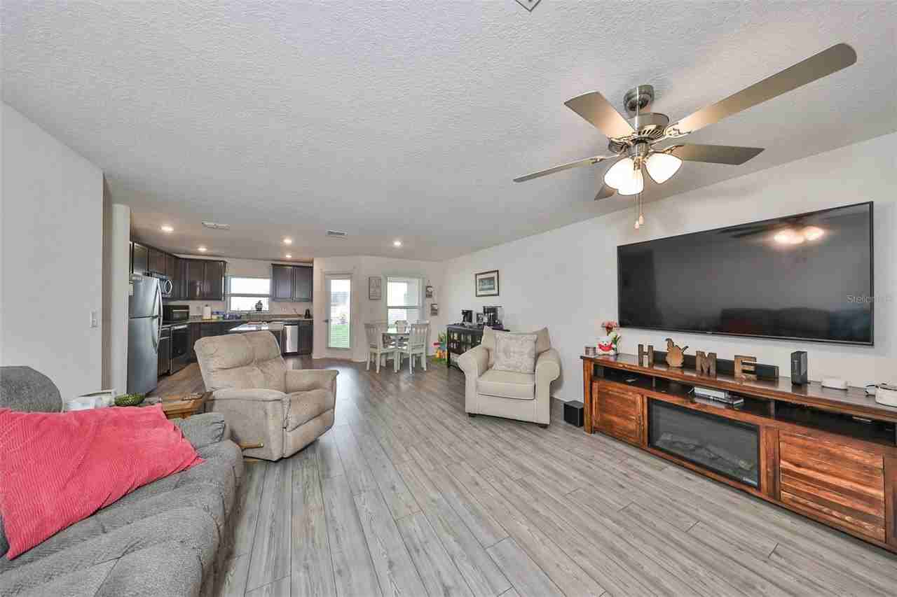 5311 New Friendship Pl - Photo 7 of 35