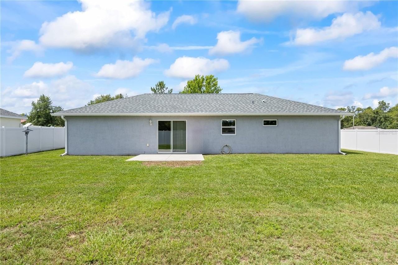 5887 Sw 154th Lane Rd - Photo 5 of 39