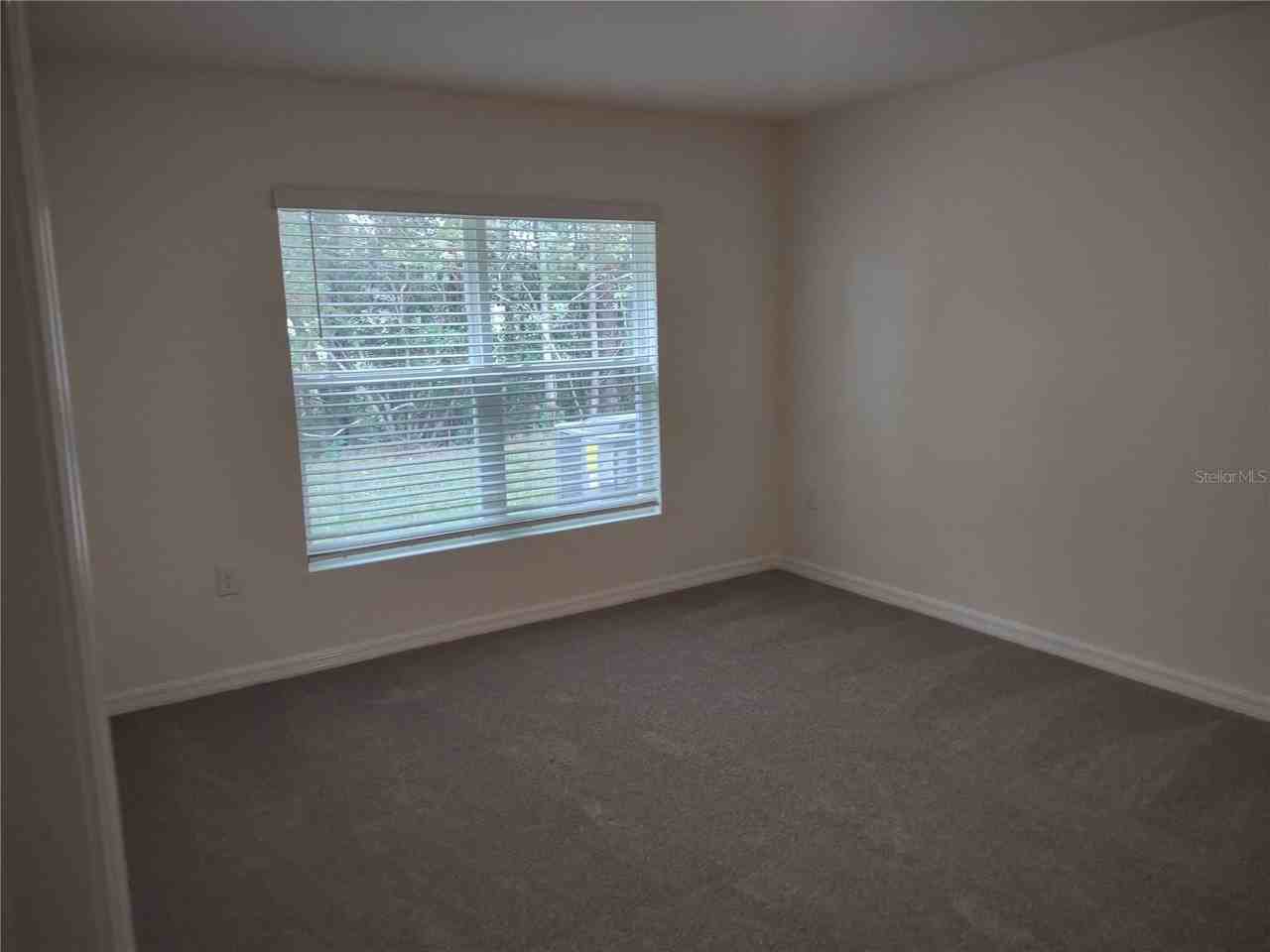 5215 Byronic Ct - Photo 7 of 15