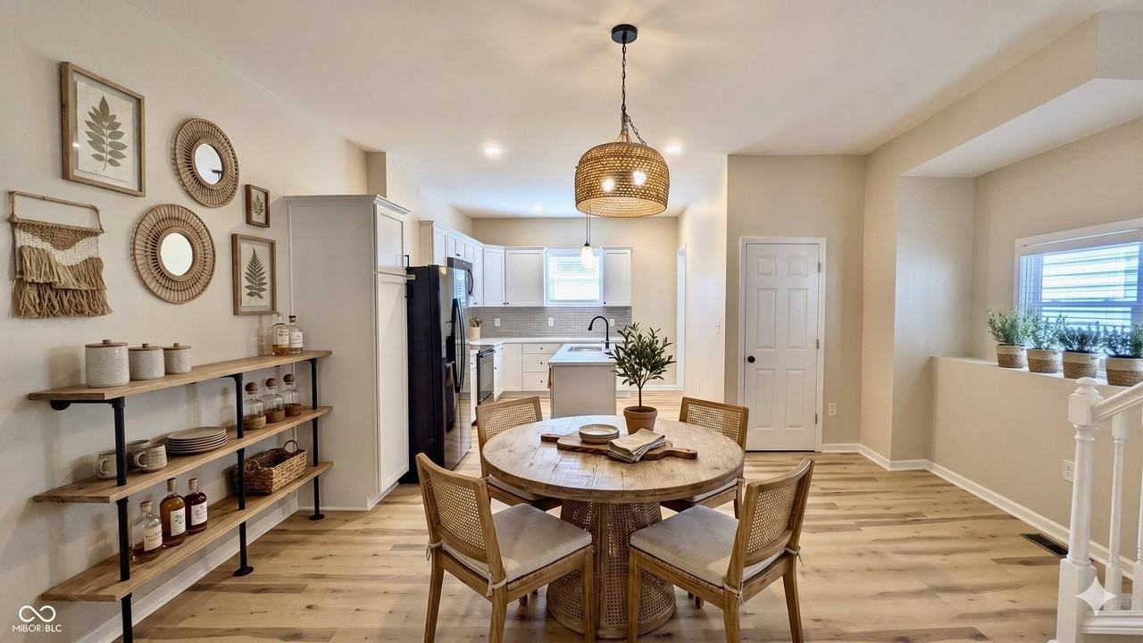 3256 Ruckle St - Photo 4 of 16