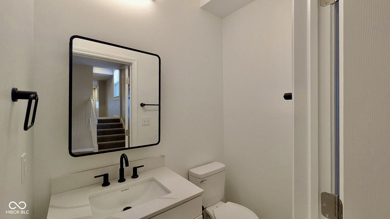 3256 Ruckle St - Photo 6 of 16