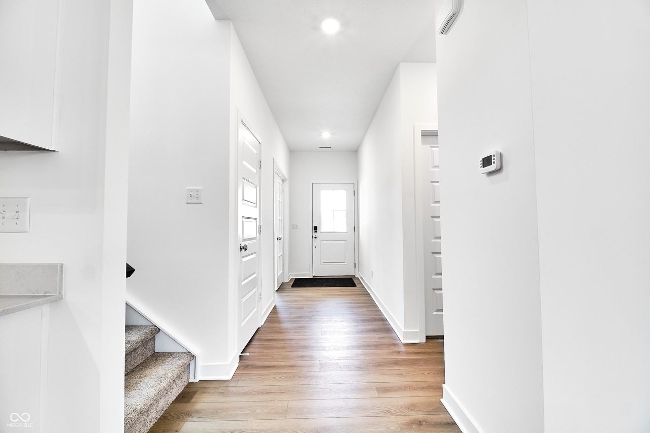 404 W Monroe St - Photo 6 of 50