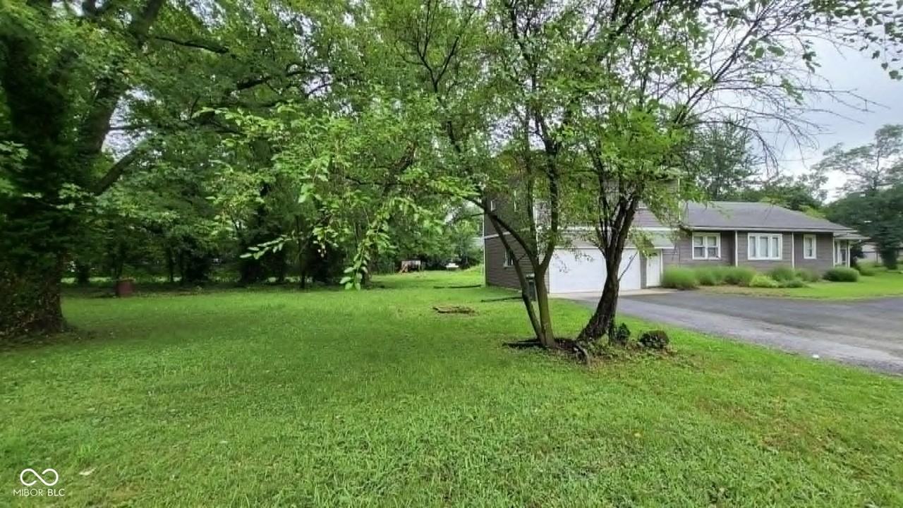 3854 1/2 S Sherman Dr - Photo 3 of 17