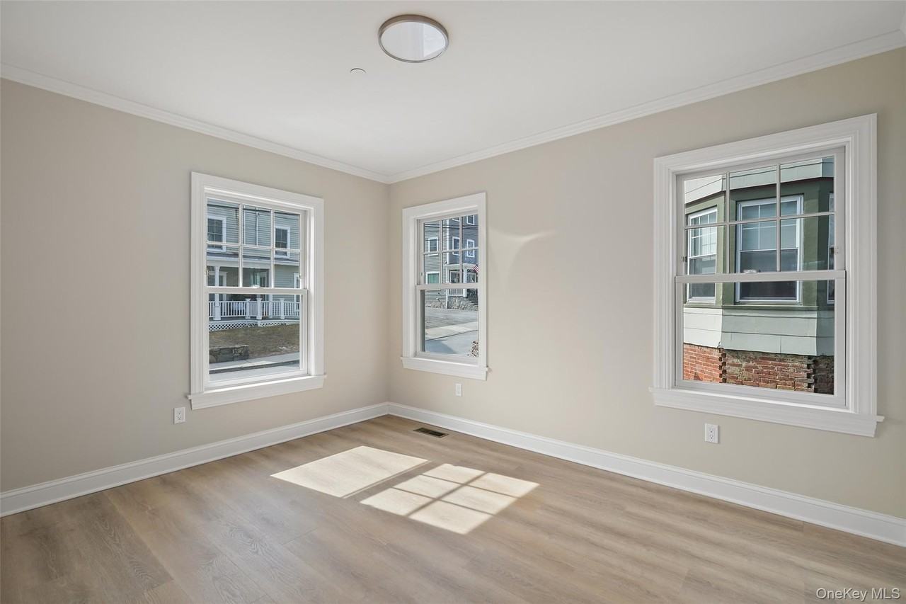 5 Edgemont Rd #1 - Photo 4 of 6