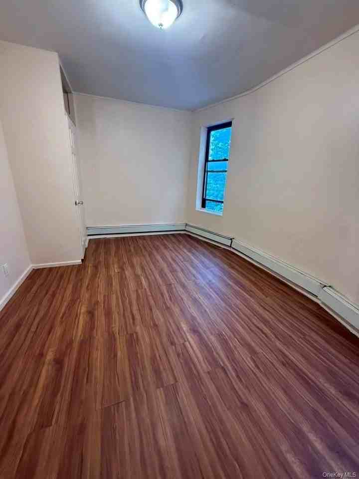 2138 Gleason Ave #2 - Photo 4 of 7