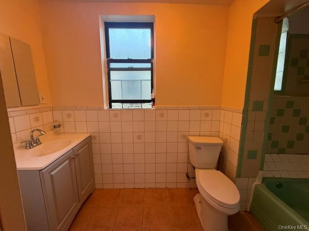 2138 Gleason Ave #2 - Photo 7 of 7