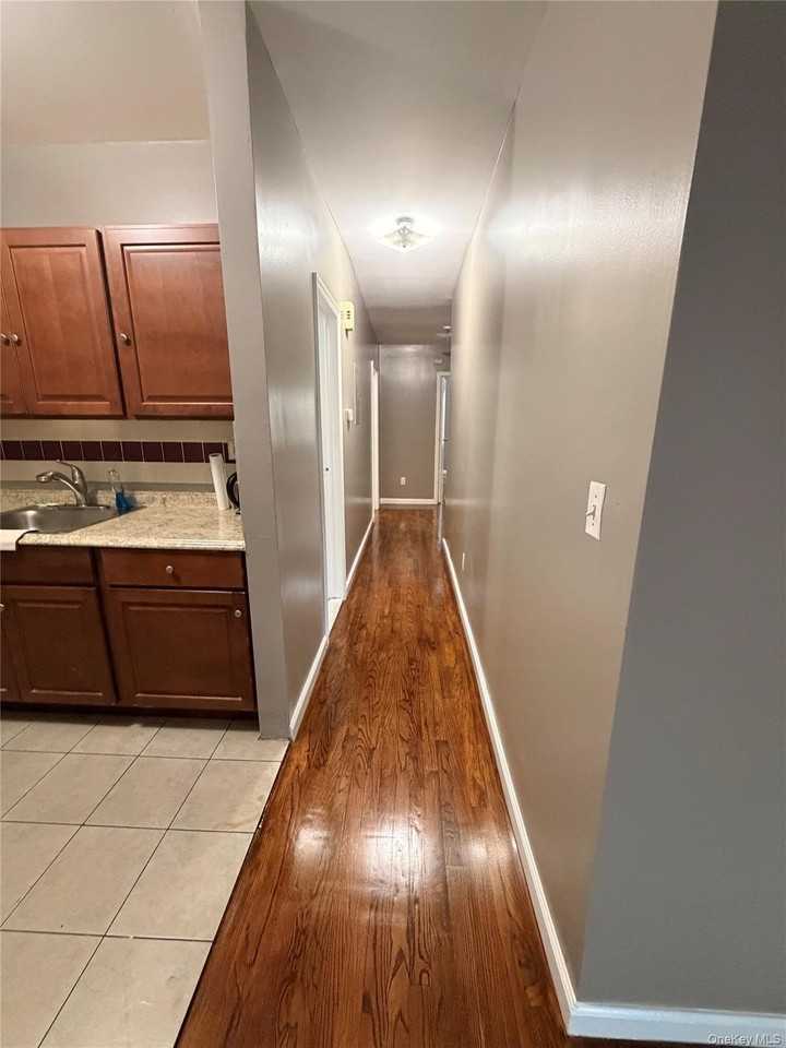 613 Southern Blvd #3 - Photo 3 of 16