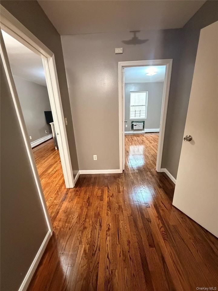 613 Southern Blvd #3 - Photo 5 of 16