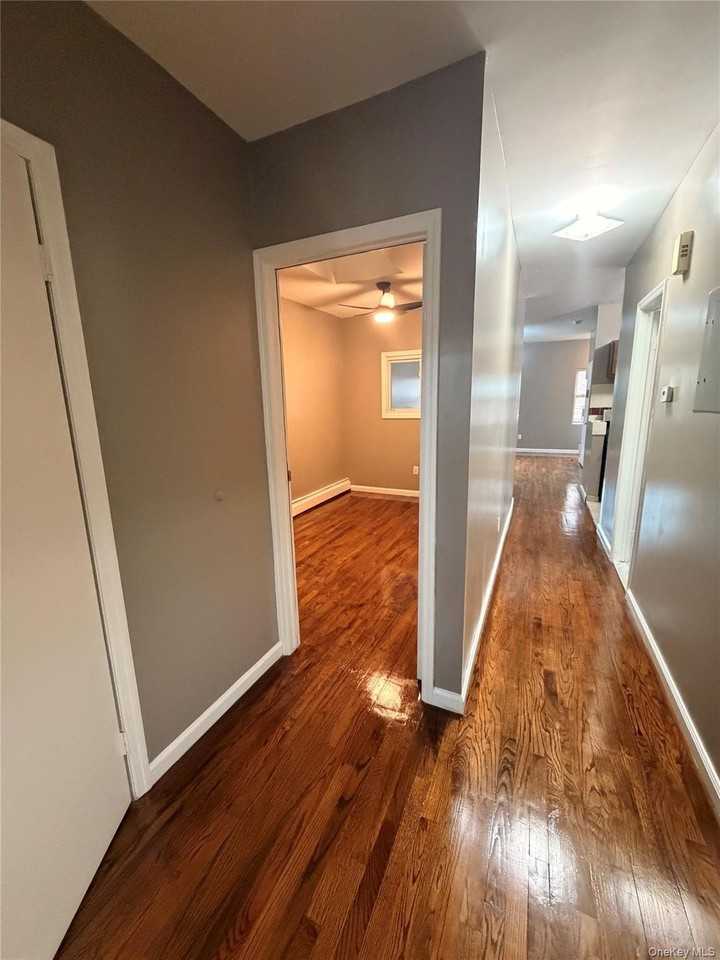 613 Southern Blvd #3 - Photo 6 of 16