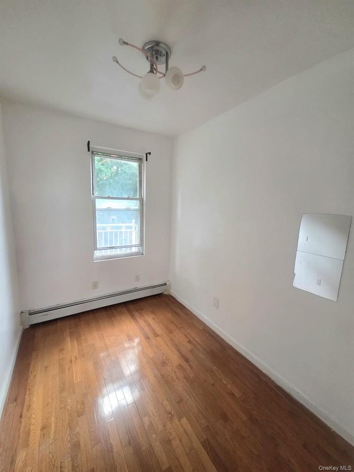 3223 96th St #2F - Photo 7 of 14
