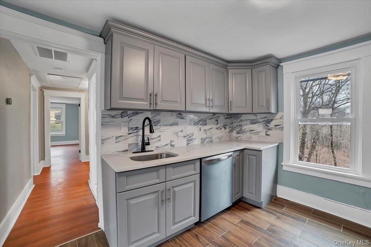 143 Chatterton Pkwy #2ndFL - Photo 6 of 16