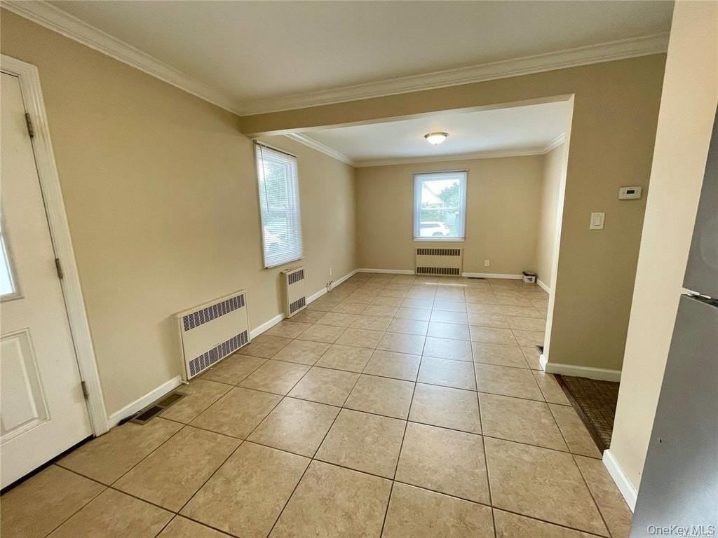 118 Manhattan Ave - Photo 5 of 10