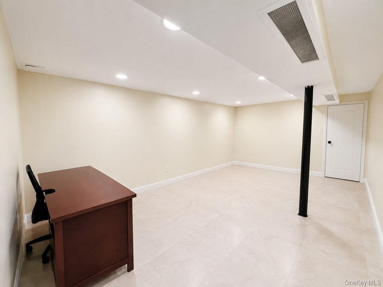 4948 Utopia Pkwy - Photo 7 of 9